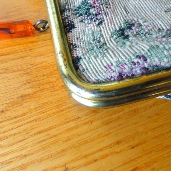 Vintage Tapestry Purse Lucite Handle - Picture 4 of 7